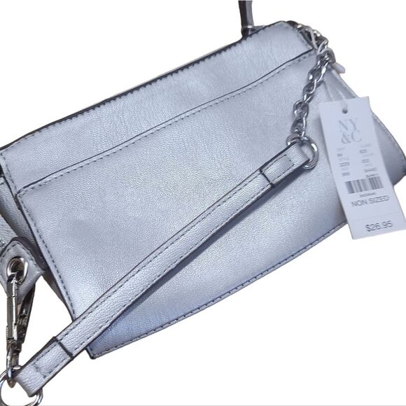 New York & Company Silver Wristlet NEW TAGS - Picture 2 of 7
